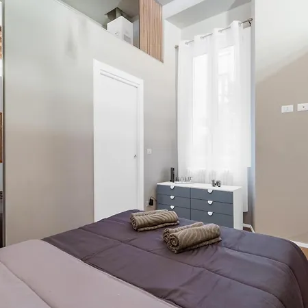 Cre12 - Loreto - Duomo - Design - Boho -chic Apartamento Milão