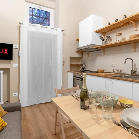 Cre12 - Loreto - Duomo - Design - Boho -chic Appartamento